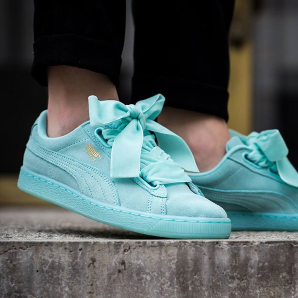 [PUMA] Women's Suede Heart Reset Sneakers